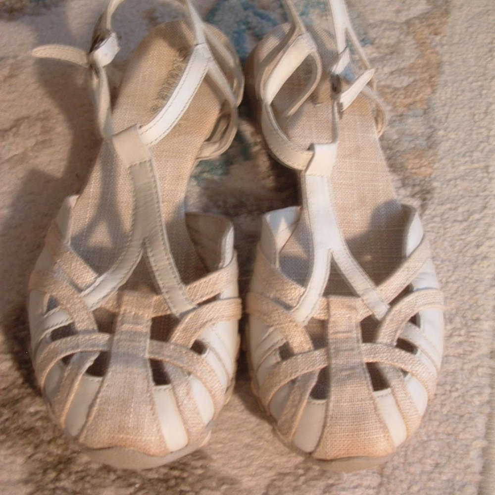 SKECHERS Biker Closed Toe Hiking/Walking Sandal 7